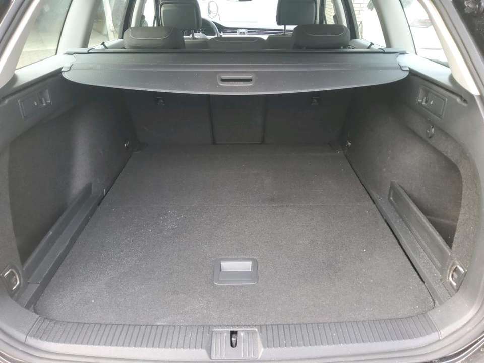 Volkswagen Passat Variant - Imagem 10