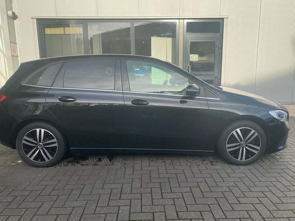 Mercedes-Benz B 200 - Imagem 4