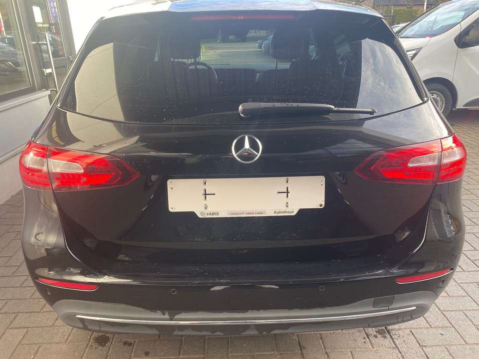 Mercedes-Benz B 200 - Imagem 6