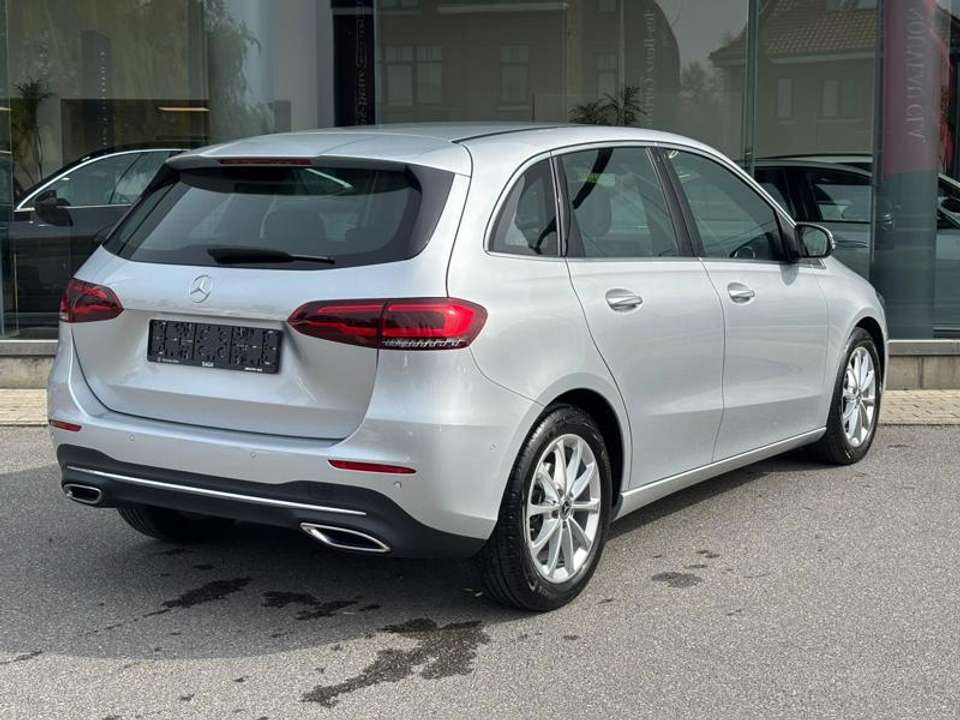 Mercedes-Benz B 180 - Imagem 5