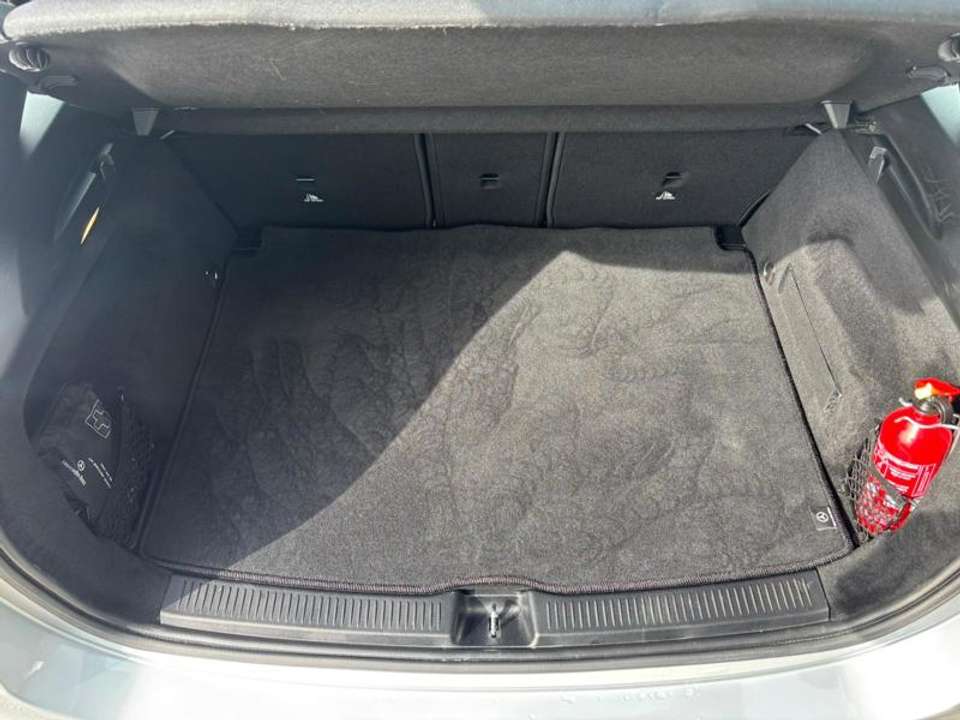 Mercedes-Benz B 180 - Imagem 8