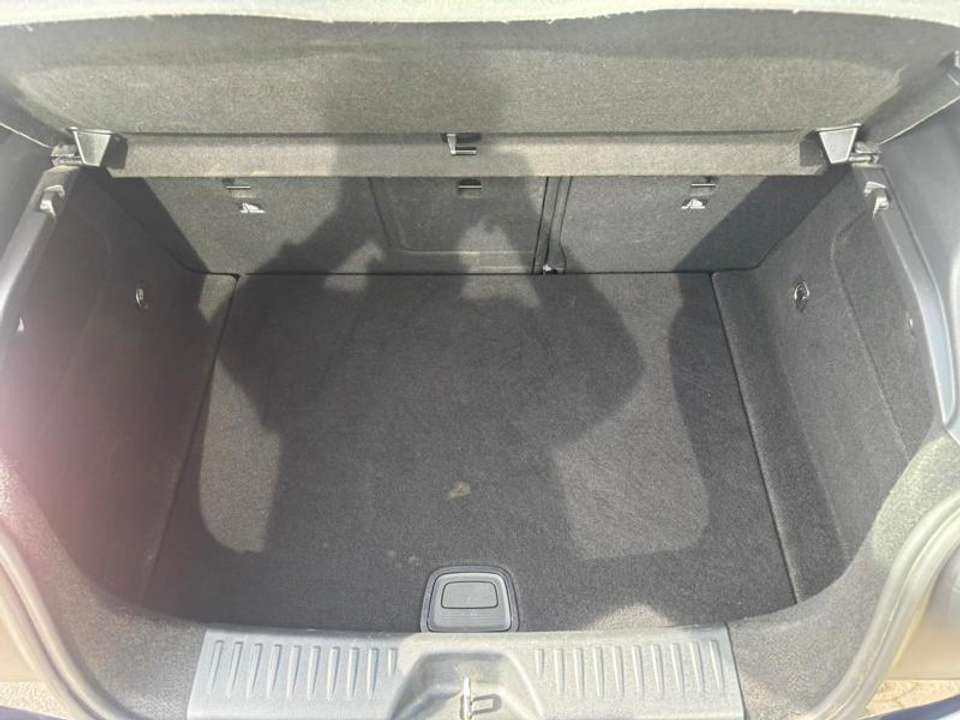 Mercedes-Benz A 180 - Imagem 8