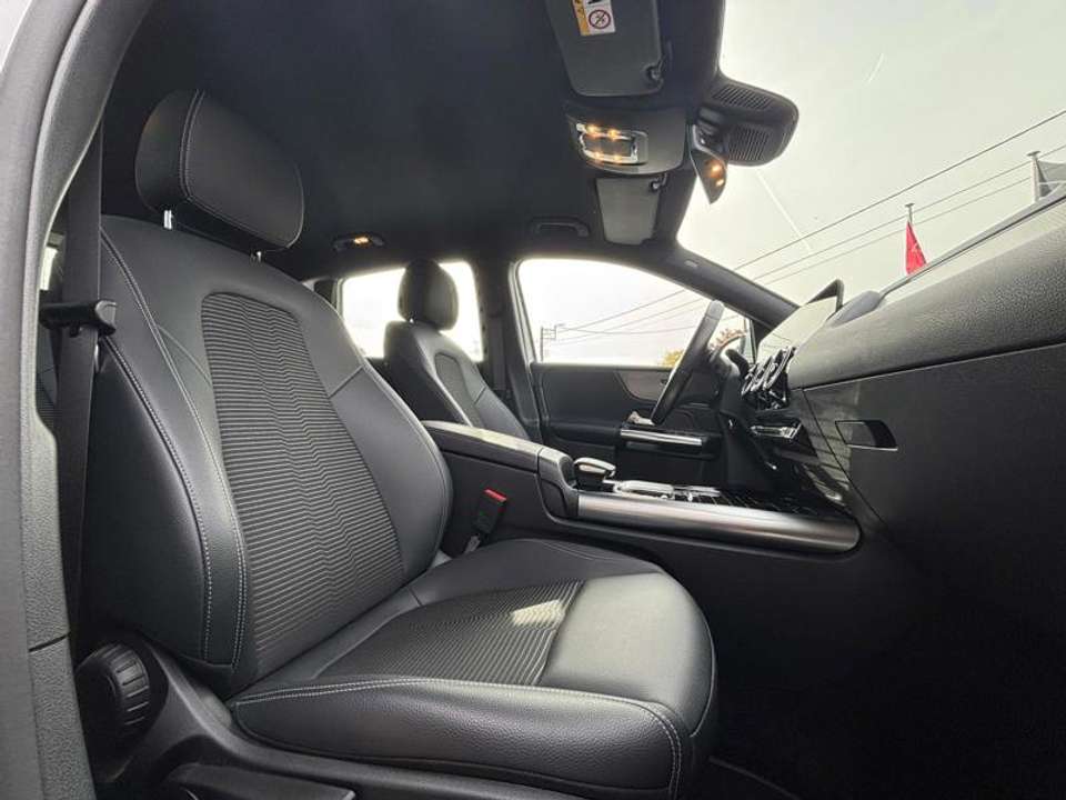 Mercedes-Benz B 180 - Imagem 10