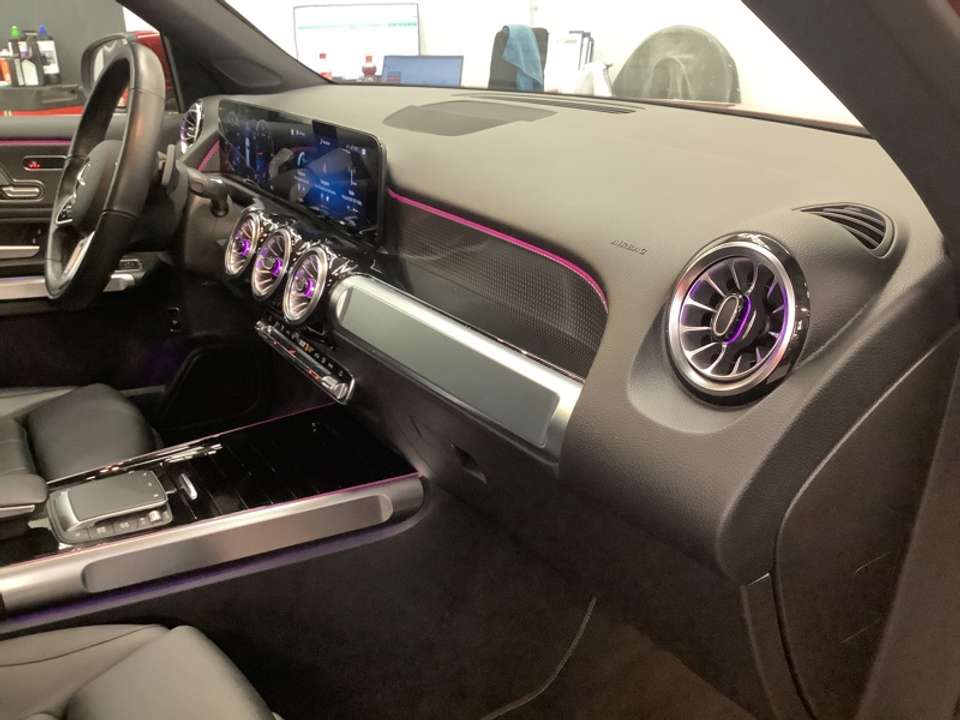 Mercedes-Benz GLB 200 - Imagem 10