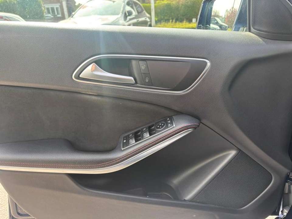 Mercedes-Benz A 180 - Imagem 11