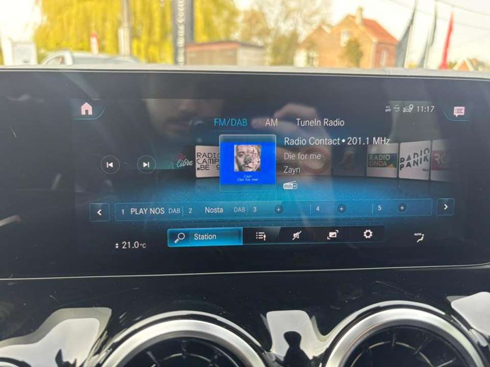 Mercedes-Benz B 180 - Imagem 13