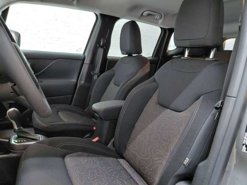 Jeep Renegade - Imagem 12