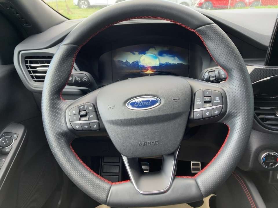Ford Kuga - Imagem 10