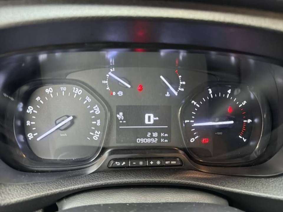 Peugeot Expert - Imagem 12