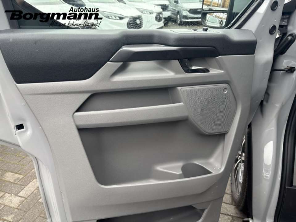 Ford Tourneo Custom - Imagem 7