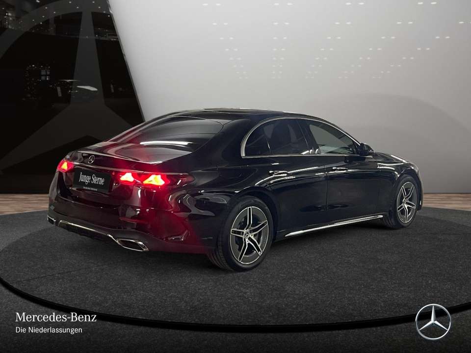 Mercedes-Benz E 300 - Imagem 8