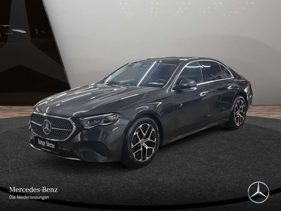 Mercedes-Benz E 220 - Imagem 2