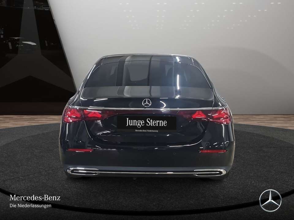 Mercedes-Benz E 220 - Imagem 9