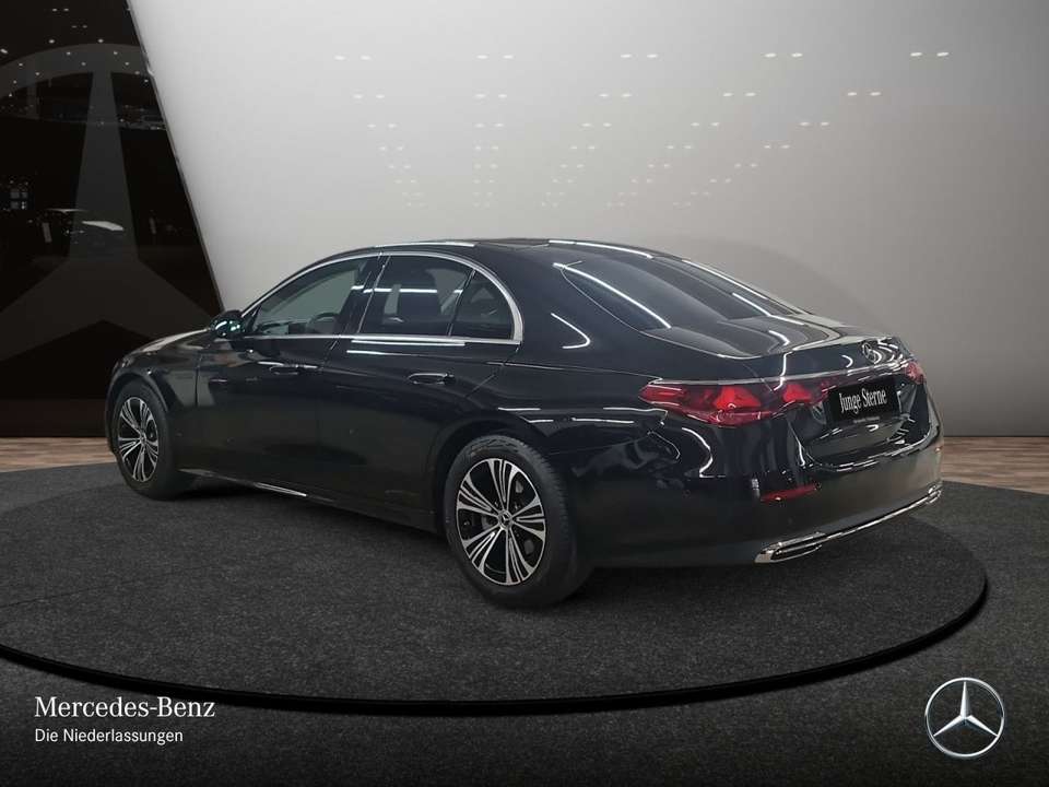 Mercedes-Benz E 220 - Imagem 10