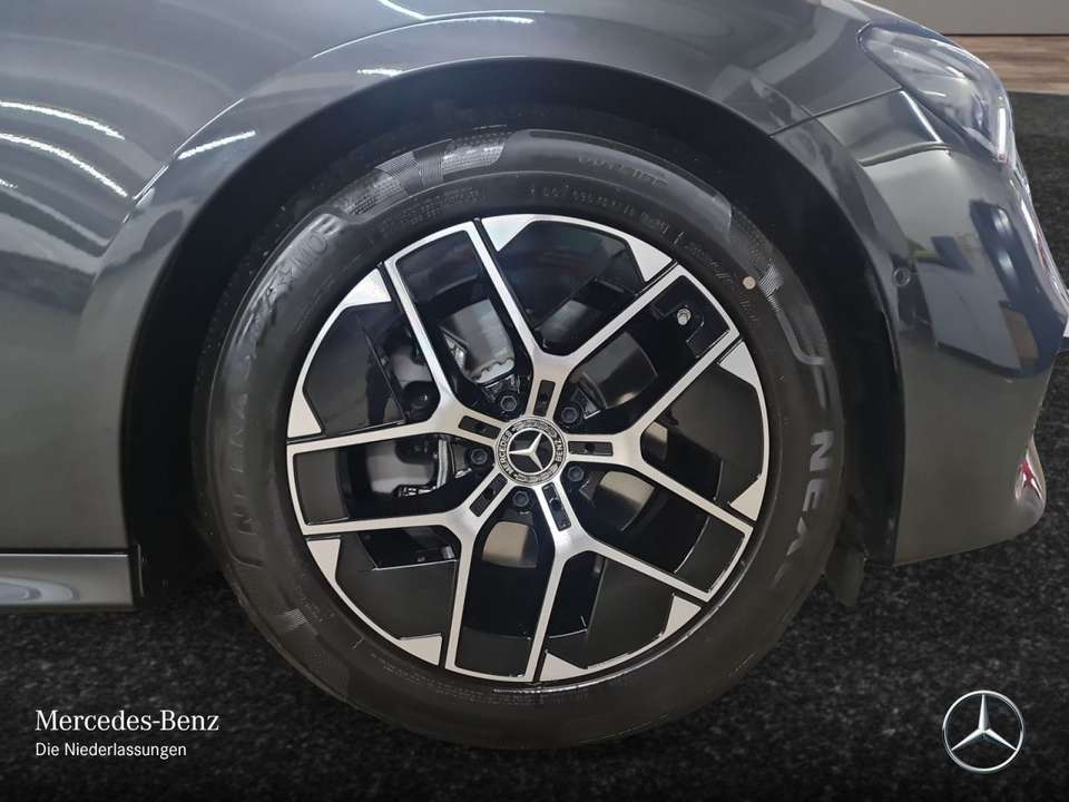 Mercedes-Benz E 220 - Imagem 6