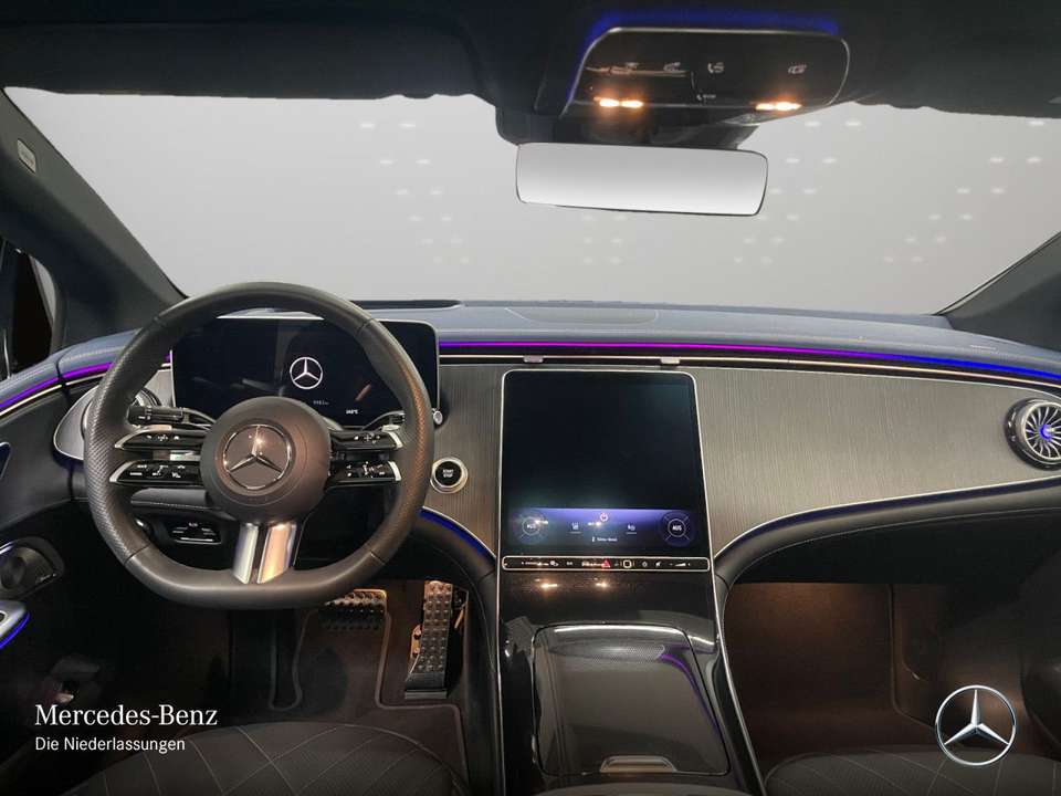 Mercedes-Benz EQE 300 - Imagem 13