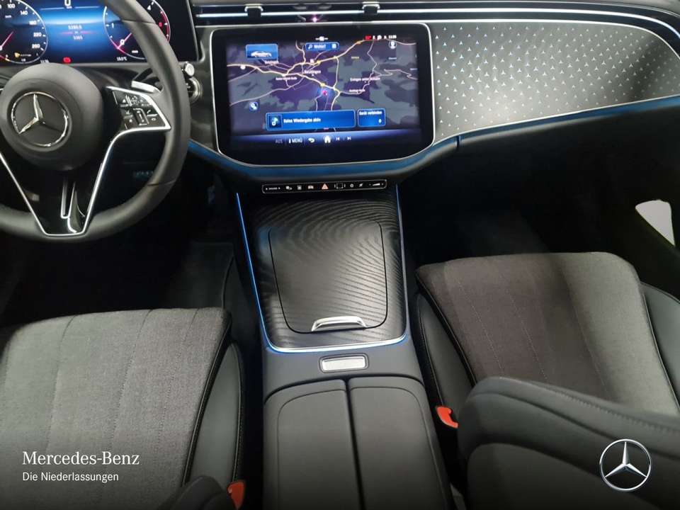 Mercedes-Benz E 220 - Imagem 15