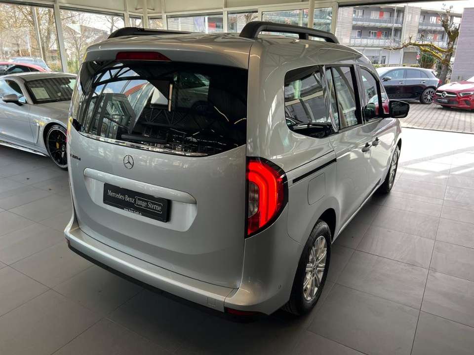 Mercedes-Benz T-Class - Imagem 5