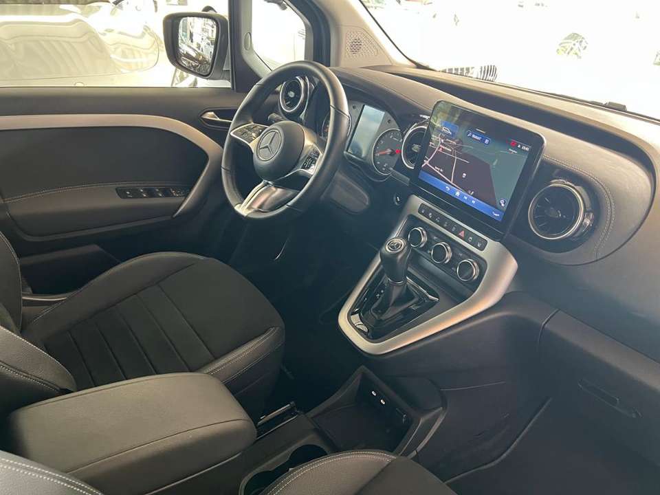 Mercedes-Benz T-Class - Imagem 9