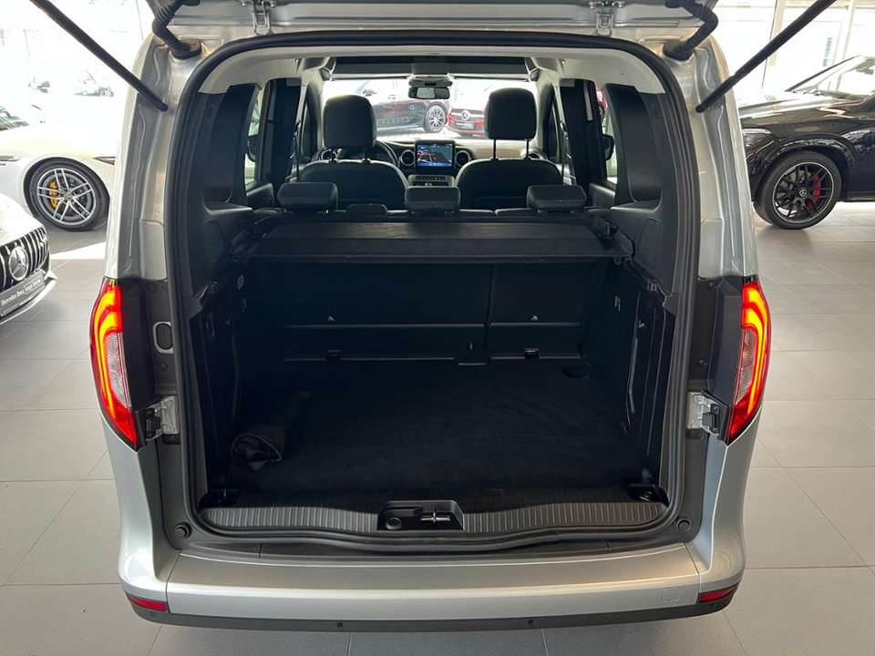 Mercedes-Benz T-Class - Imagem 12