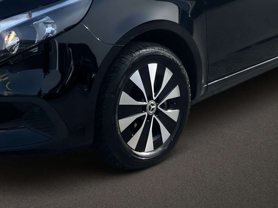 Mercedes-Benz V 220 - Imagem 8