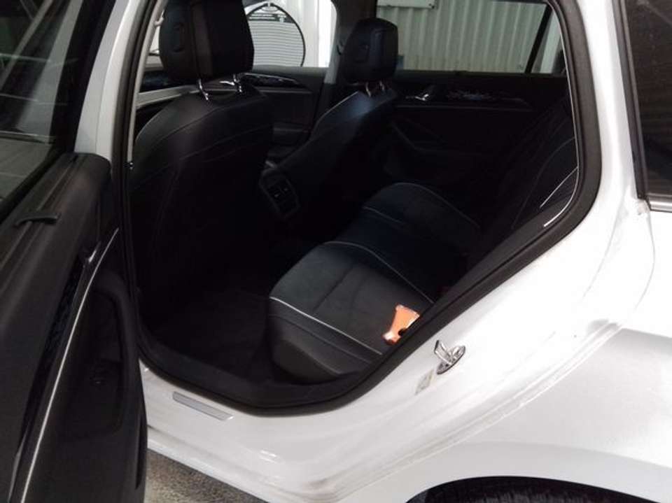 Volkswagen Passat Variant - Imagem 7