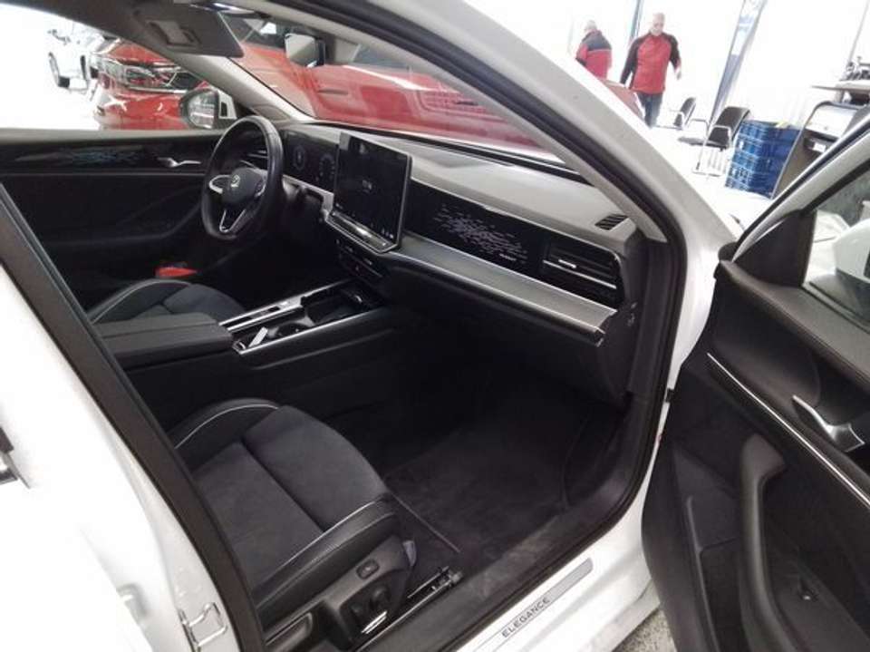 Volkswagen Passat Variant - Imagem 8