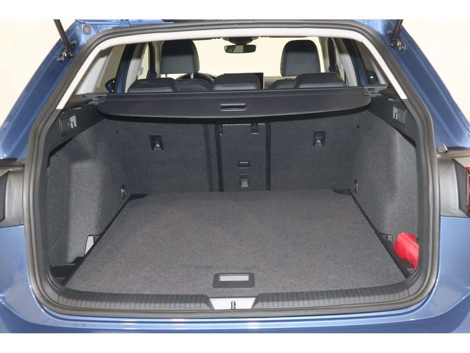 Volkswagen Golf Variant - Imagem 7