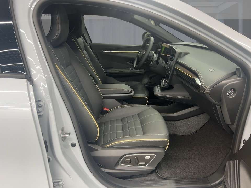 Renault Megane E-Tech - Imagem 8