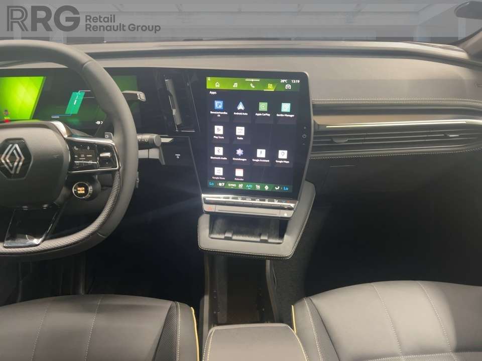 Renault Megane E-Tech - Imagem 12