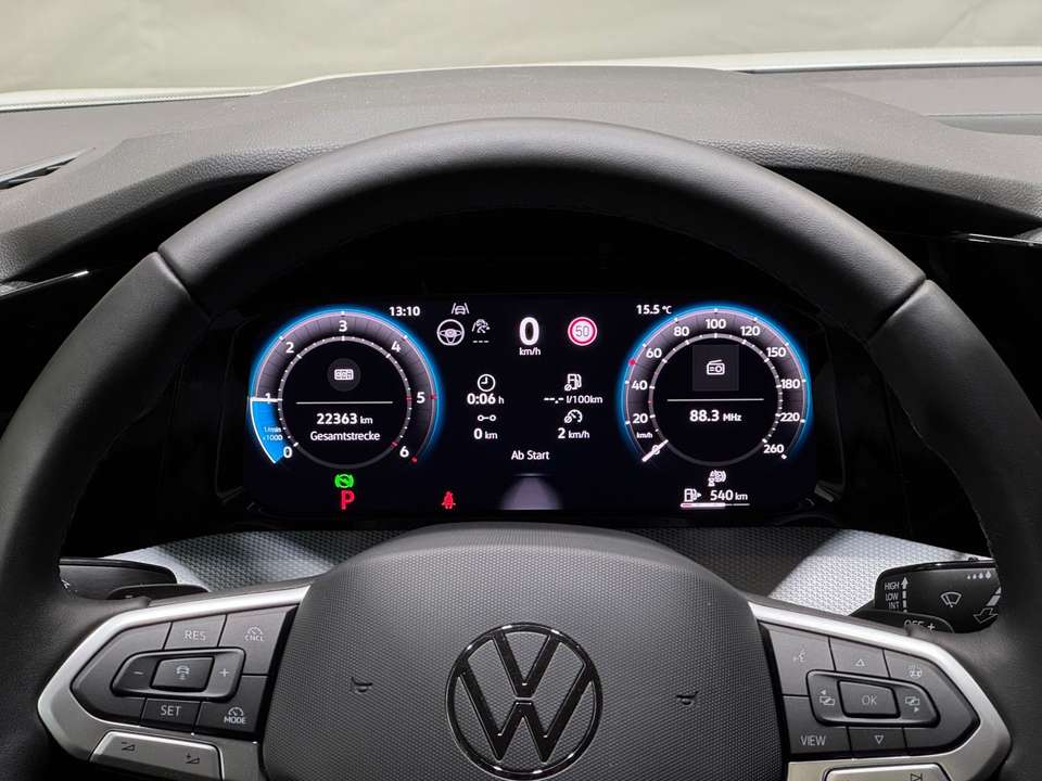 Volkswagen Golf Variant - Imagem 8