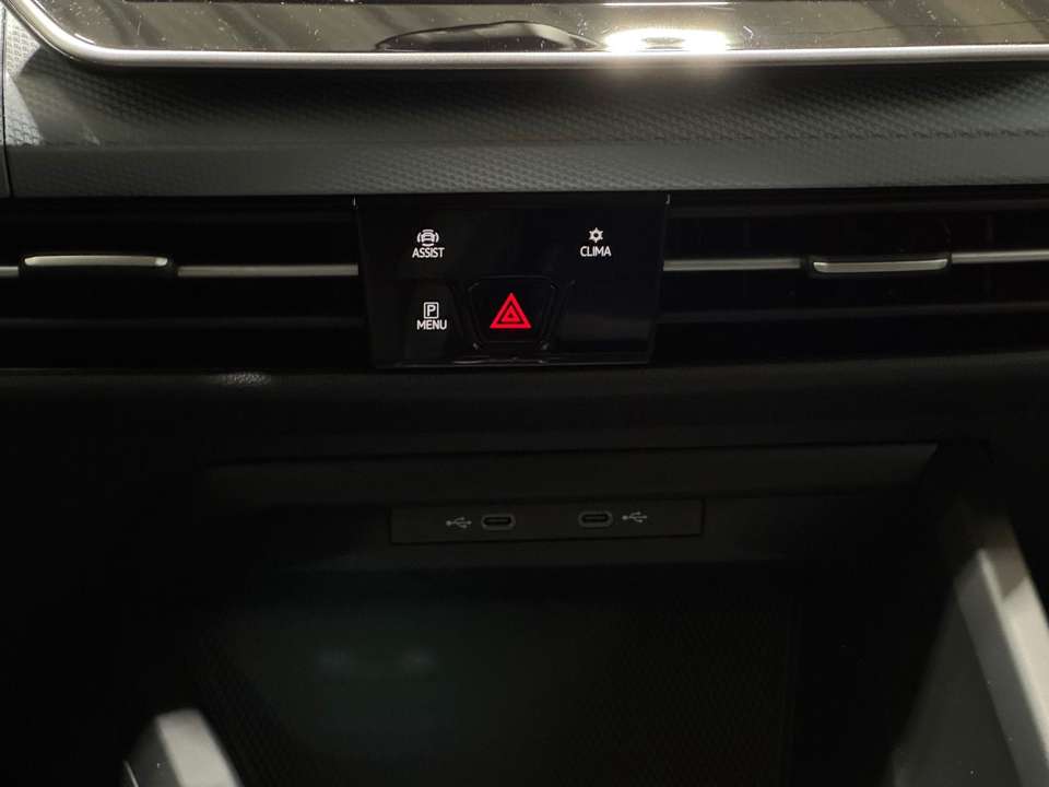 Volkswagen Golf Variant - Imagem 12