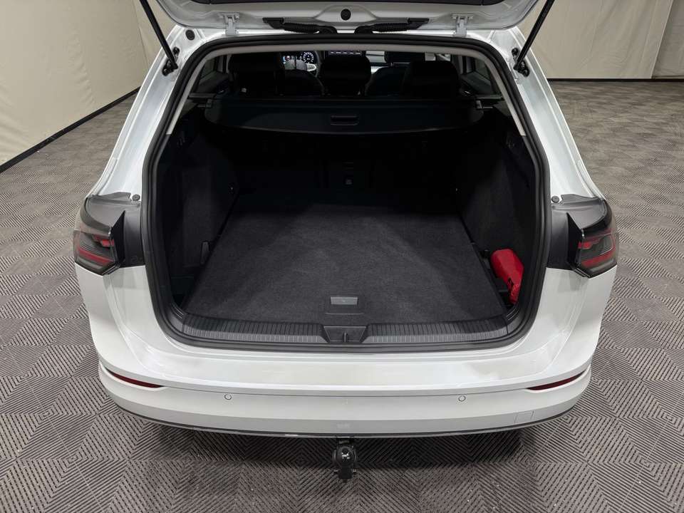 Volkswagen Golf Variant - Imagem 15