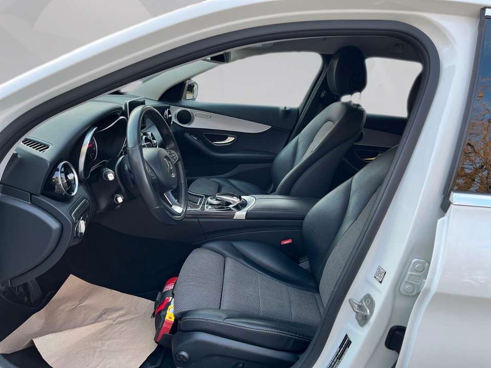 Mercedes-Benz C 180 - Imagem 7