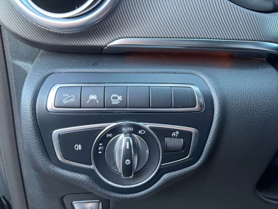 Mercedes-Benz V 250 - Imagem 9