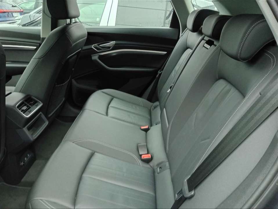 Audi Q8 e-tron - Imagem 5