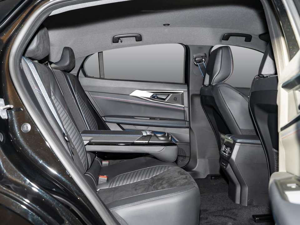 Renault Rafale - Imagem 4