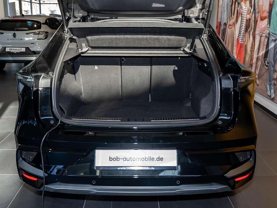 Renault Rafale - Imagem 11