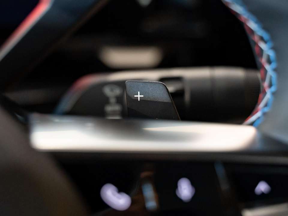 Renault Rafale - Imagem 14