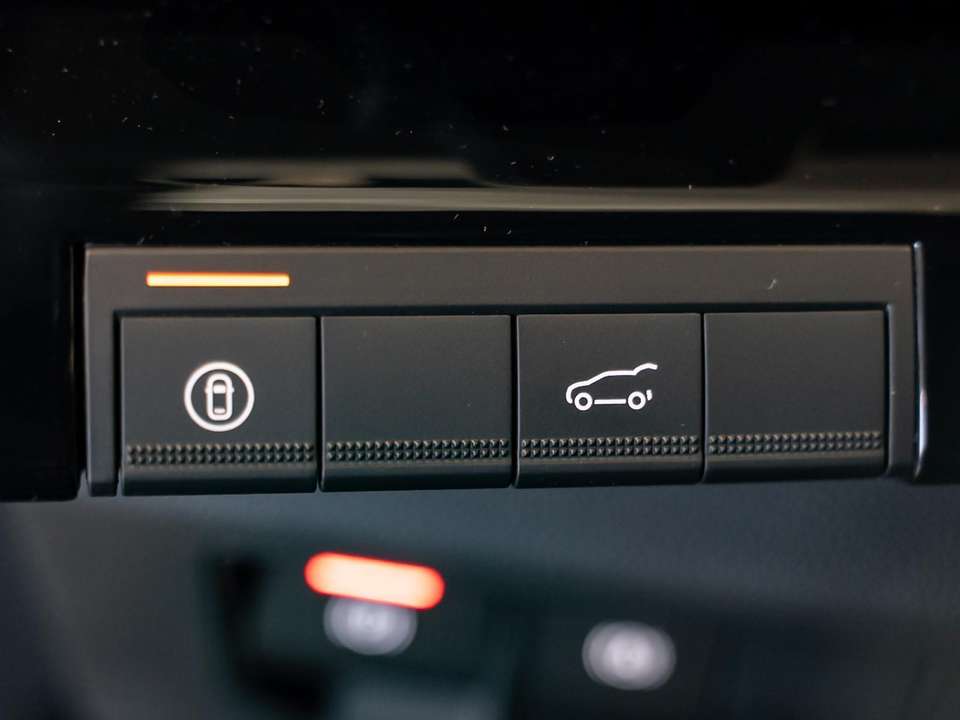 Renault Rafale - Imagem 15