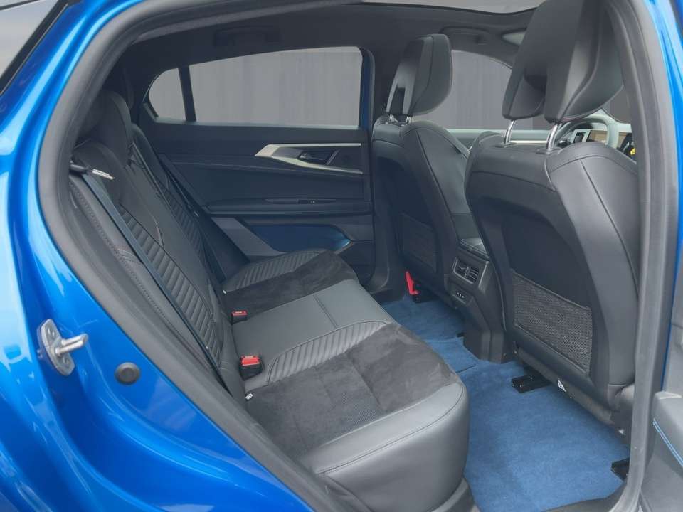 Renault Rafale - Imagem 9