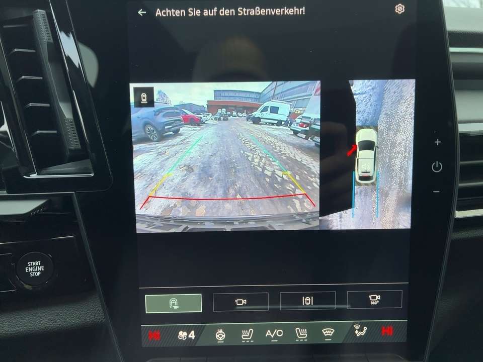 Renault Rafale - Imagem 13