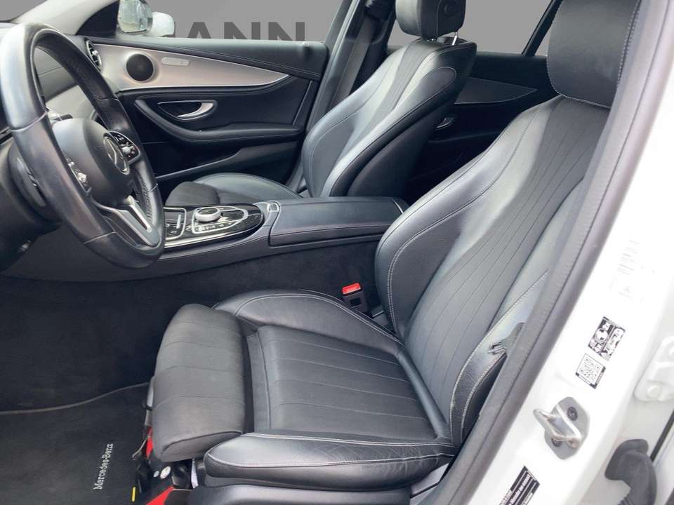 Mercedes-Benz E 200 - Imagem 8