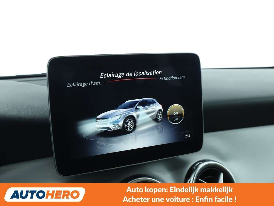 Mercedes-Benz GLA 180 - Imagem 10