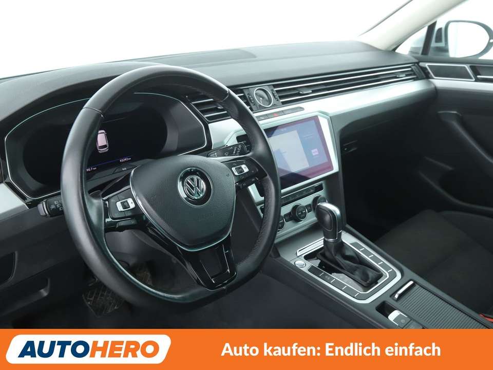 Volkswagen Passat - Imagem 11