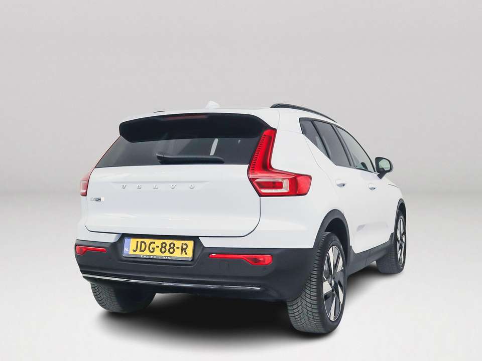 Volvo EX40 - Imagem 2