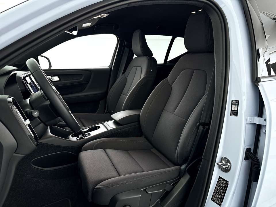 Volvo EX40 - Imagem 6