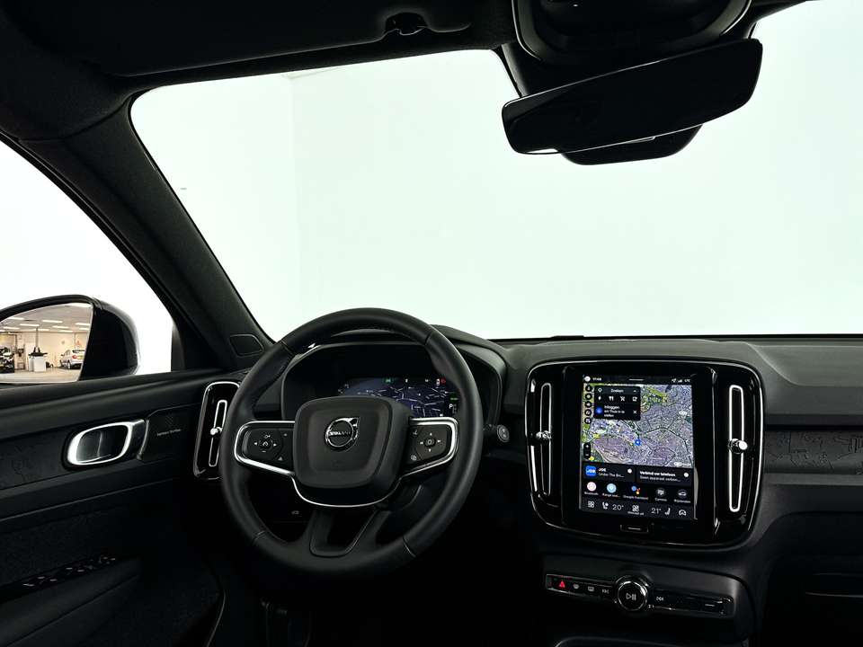 Volvo EX40 - Imagem 7