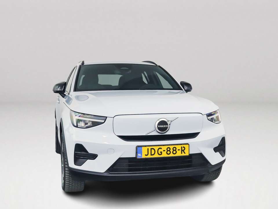 Volvo EX40 - Imagem 9