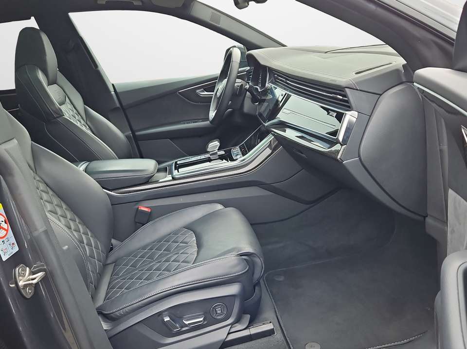Audi SQ8 - Imagem 13